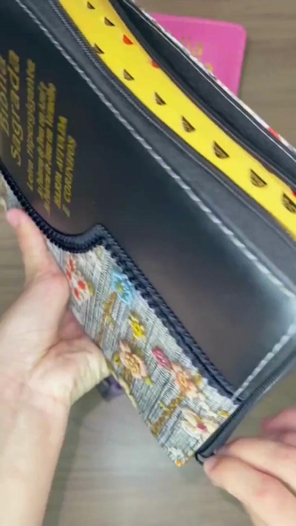 Bíblia Sagrada Letra Hiper Gigante com Ziper - DeusJoy.com